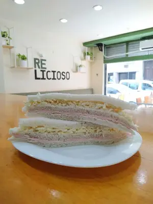 Tostado De Jamon Y Queso