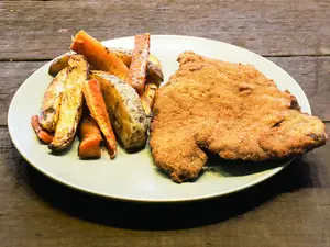 Milanesa pollo + guarnición