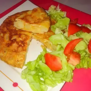 Tortilla de papas con guarn