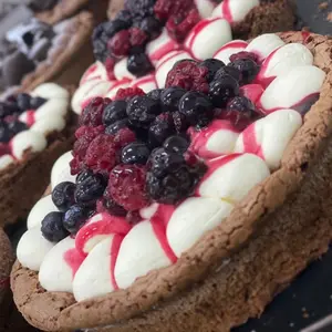 Mini cake de crema y frutillas