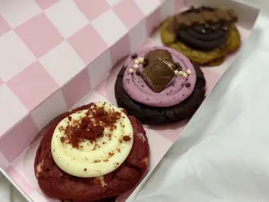Cookie cadbury frutilla