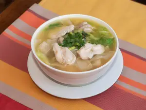 Sopa de pollo