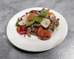 Carne con pimiento y jengibre