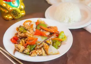 Cazuela de mariscos con arroz