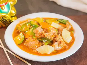 Cerdo con ananá al agridulce