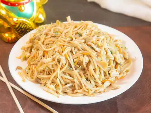 Chaw mien de pollo