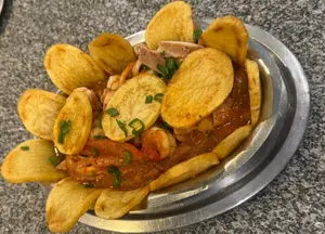 Cazuela calamares y langostino
