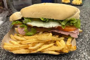 Hamburguesa XXL con fritas