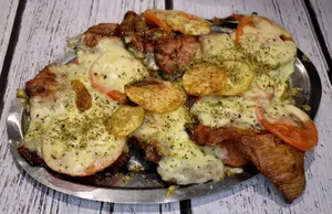Matambrito pizza p/compartir