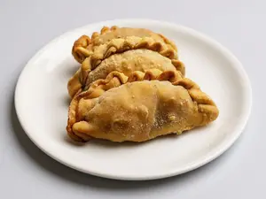 12 Empanadas De Carne
