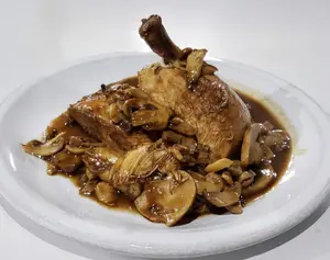 Suprema de pollo al champiñón