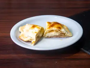 Doc de 13 empanadas al horno