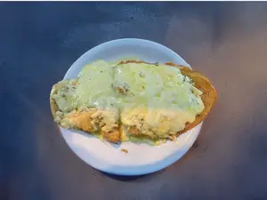 Suprema 4 quesos + guarnición
