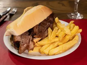 Vacipan + papas fritas