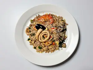 Arroz chaufa de mariscos