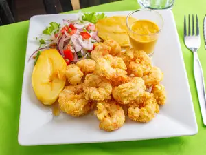 Chicharrón de langostinos