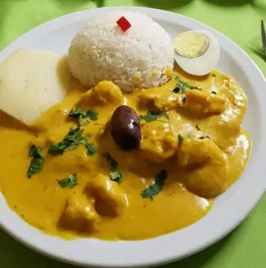 Mero en salsa de langostinos