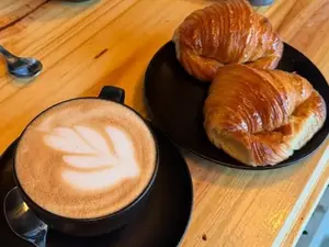 Café + 2 medialunas