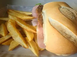 Sándwich de mila completo c/fritas