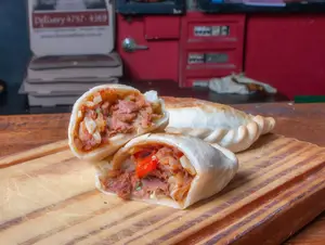 Carne cortada al cuchillo