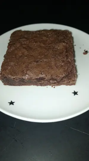 Cuadrado de brownie sin nuez