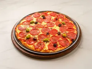Pizza grande de calabresa