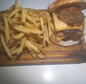 Hamburguesa 1 Doble Con Papas