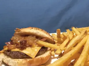 Hamburguesa 1 Simple Con Papas
