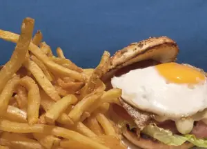 Hamburguesa 8 Simple Con Papas