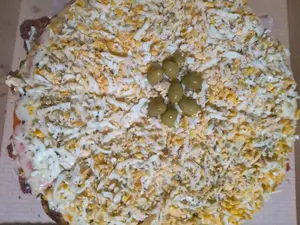Pizza Muzza Con Huevo