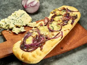 Focaccia Roquefort