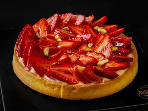 Tarta frutillas y pastelera