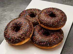 Dona bañada choco rellena ddl