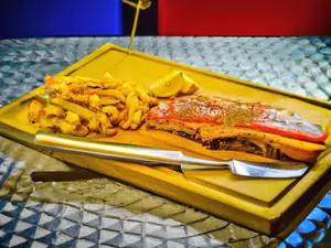 1/2 suprema napolitana con guarnición
