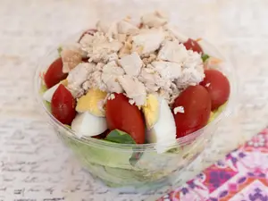 Ensalada Cherry Con Pollo