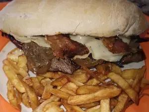 Sandwich De Cuadril Especial Con Fritas