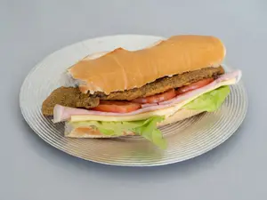 Sándwich Milanesa De Carne Completo