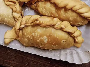 EMPANADA J Y Q