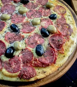 Pizza calabresa (barraza)