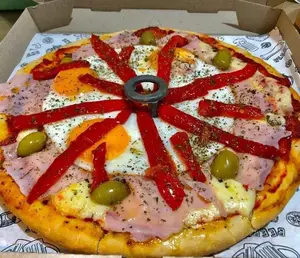 Pizza j, morron,huevo (barraza