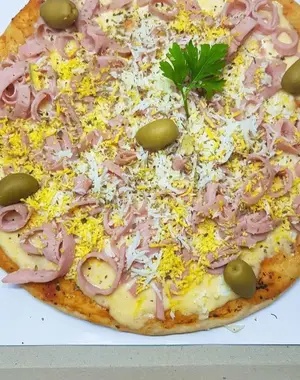 Pizza jamon y huevo (barraza)