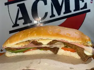 Sandwich lechuga y tomate