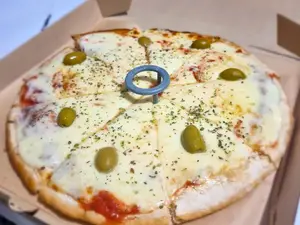 Pizza doble muzzarella