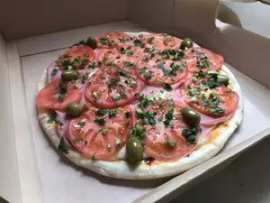 Pizza Napolitano Con Jamon