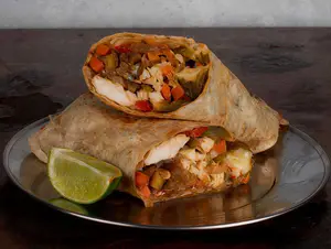 Wrap del bajo + papas fritas