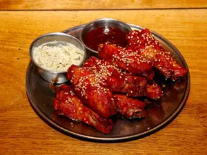 BUFFALO WINGS