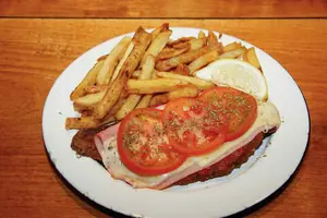 Milanesa de pollo napolitana