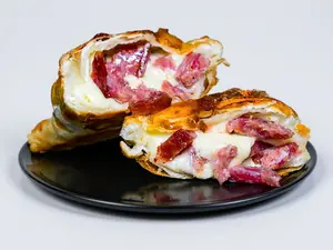 Empanada Calabresa