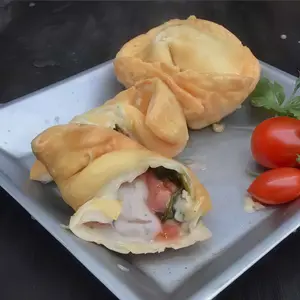 Empanada caprese
