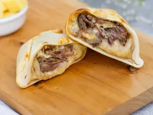 Empanade de vacio y roquefort